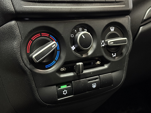 Lada (ВАЗ) Granta, 2018 года, пробег 30000 км