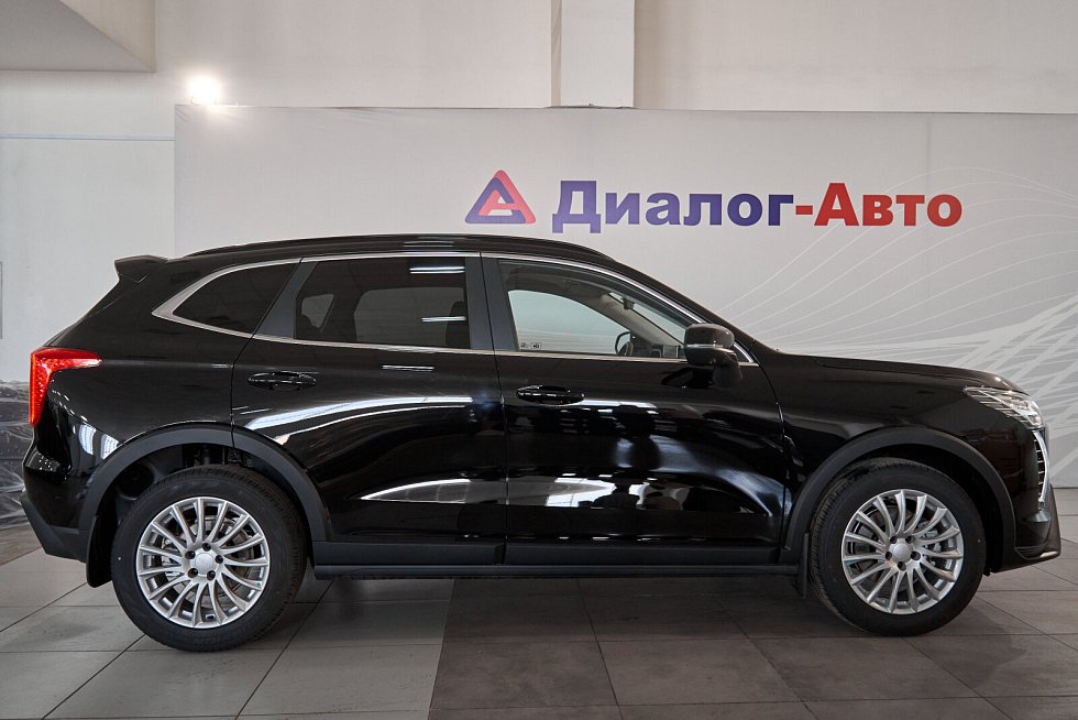 Haval Jolion Оптимум, черный