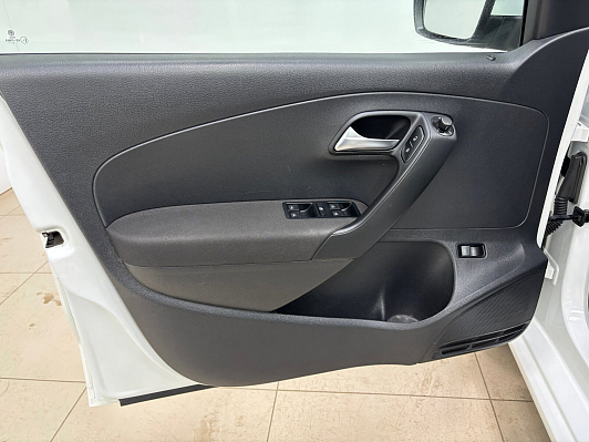 Volkswagen Polo Highline, 2016 года, пробег 196393 км