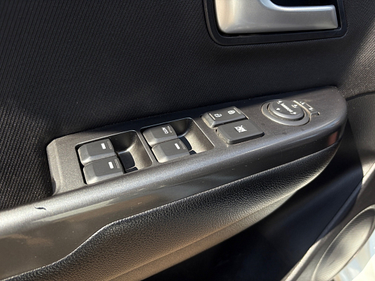 Kia Rio Luxe, 2015 года, пробег 140291 км