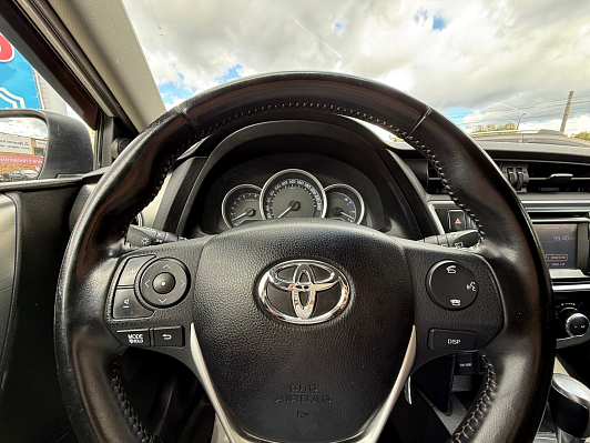 Toyota Auris, 2013 года, пробег 173600 км