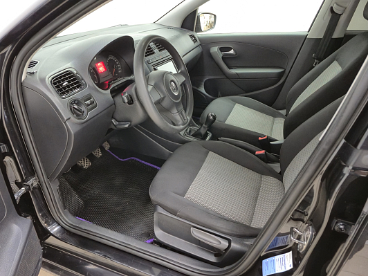 Volkswagen Polo Comfortline, 2012 года, пробег 123281 км