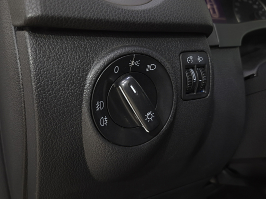 Volkswagen Tiguan Trend&Fun, 2009 года, пробег 215365 км