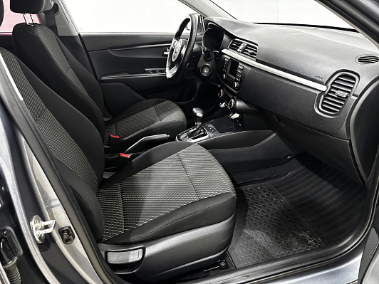 Kia Rio Luxe, 2019 года, пробег 81401 км