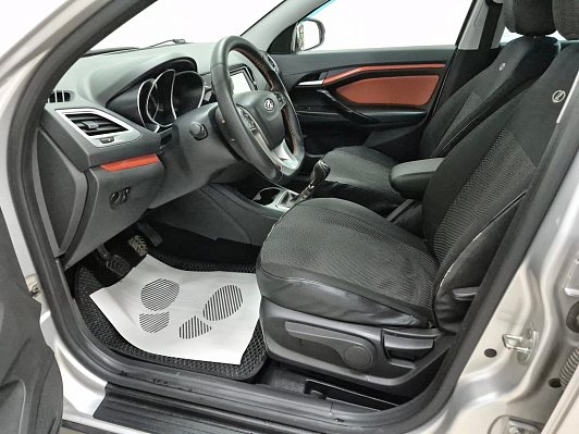 Lada (ВАЗ) Vesta Luxe, 2018 года, пробег 114148 км