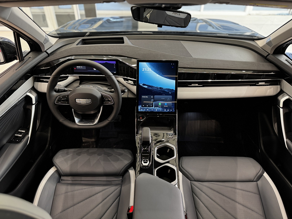 Geely Atlas Flagship, черный