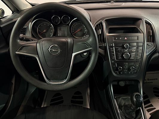 Opel Astra Essentia, 2011 года, пробег 348000 км