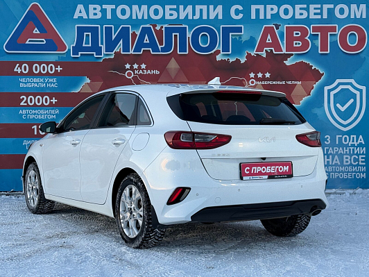 Kia Ceed Luxe, 2023 года, пробег 31000 км