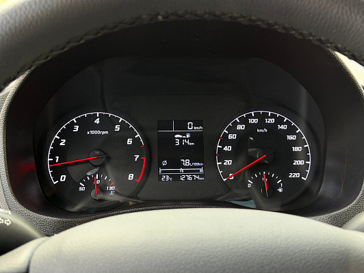 Hyundai Solaris Специальная Серия "10 лет" + Comfort, 2021 года, пробег 127700 км
