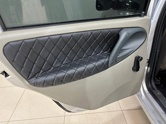 Lada (ВАЗ) Kalina, 2011 года, пробег 323162 км