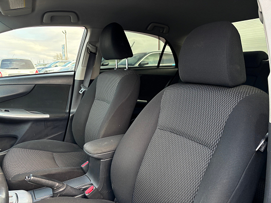 Toyota Corolla, 2011 года, пробег 245098 км