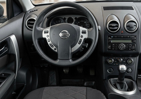 Nissan Qashqai SE+, 2008 года, пробег 241510 км
