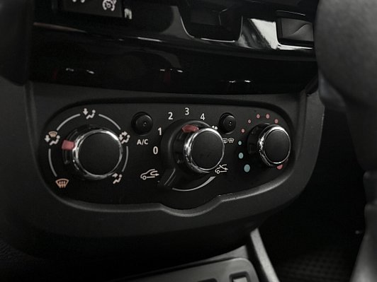 Renault Duster Drive, 2018 года, пробег 144857 км