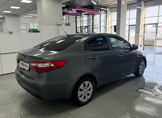 Kia Rio Luxe, 2011 года, пробег 131000 км