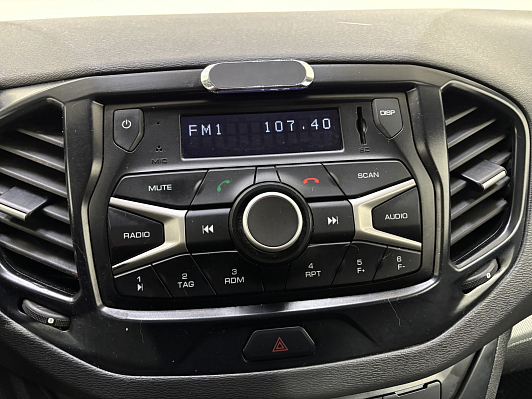 Lada (ВАЗ) Vesta Comfort, 2019 года, пробег 124580 км