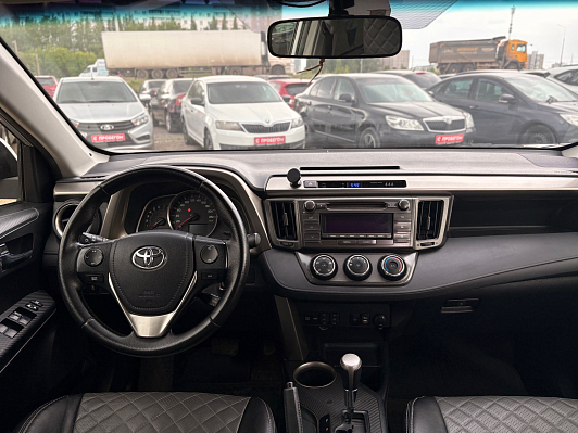 Toyota RAV4, 2013 года, пробег 232000 км