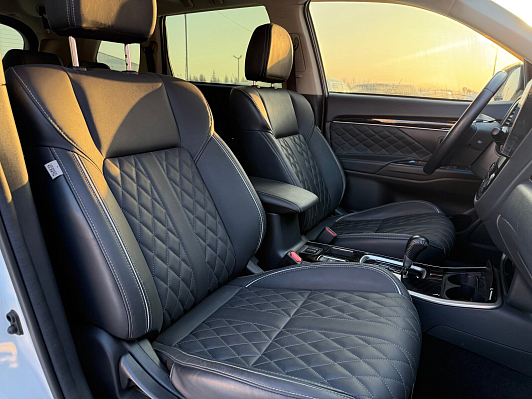 Mitsubishi Outlander, 2022 года, пробег 46200 км