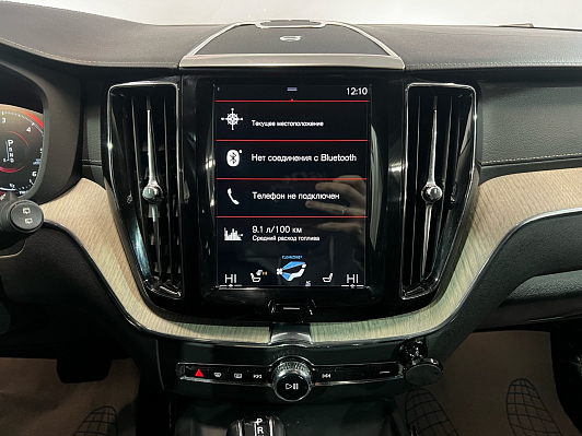 Volvo XC60 Inscription, 2018 года, пробег 52500 км