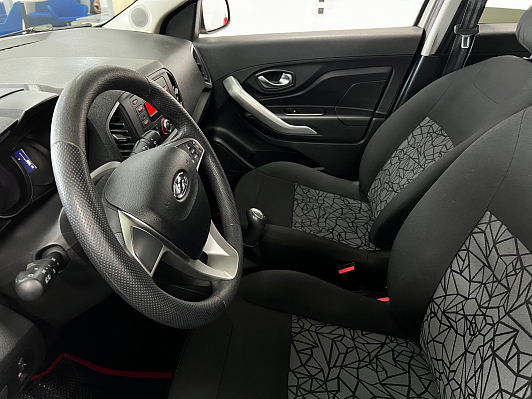 Lada (ВАЗ) XRAY Comfort, 2019 года, пробег 96028 км