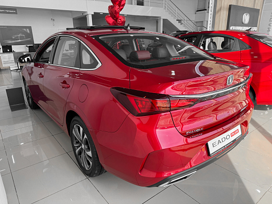 Changan Eado Plus DLX, красный