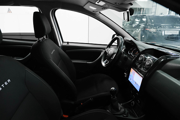 Renault Duster Dakar Edition, 2019 года, пробег 123834 км