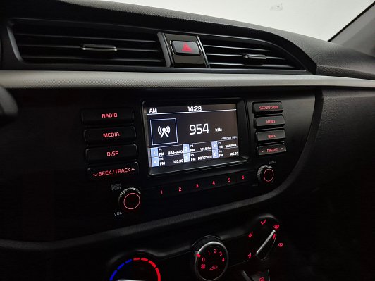 Kia Rio Luxe, 2019 года, пробег 102015 км