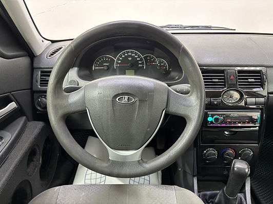 Lada (ВАЗ) Priora, 2013 года, пробег 203329 км