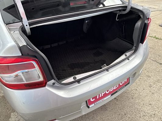 Renault Logan Privilege, 2014 года, пробег 153000 км