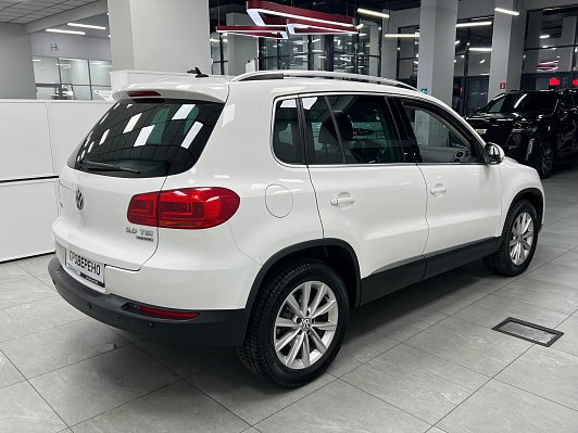 Volkswagen Tiguan Cup, 2013 года, пробег 214000 км