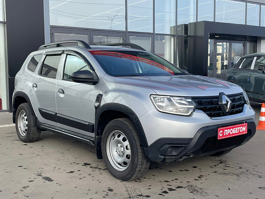 Renault Duster Life, 2021 года, пробег 17572 км