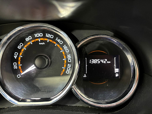 Lada (ВАЗ) Largus Comfort Light 5 мест, 2021 года, пробег 140000 км