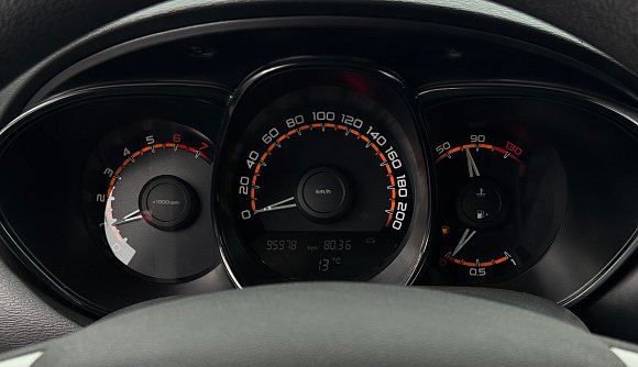 Lada (ВАЗ) Vesta Comfort, 2019 года, пробег 95939 км