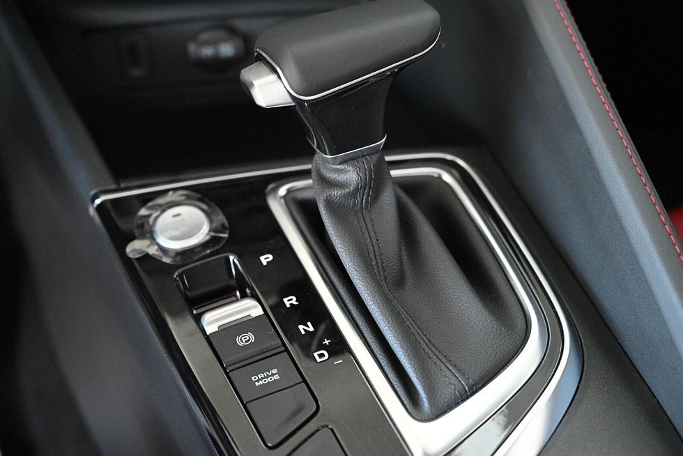 Changan Eado Plus Tech, серый