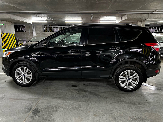 Ford Kuga, 2018 года, пробег 140000 км