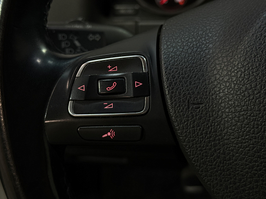 Volkswagen Tiguan Avenue, 2013 года, пробег 201000 км