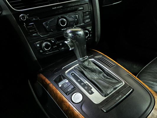 Audi A4, 2008 года, пробег 193769 км
