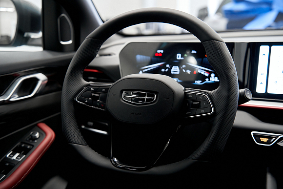 Geely Coolray Comfort, голубой