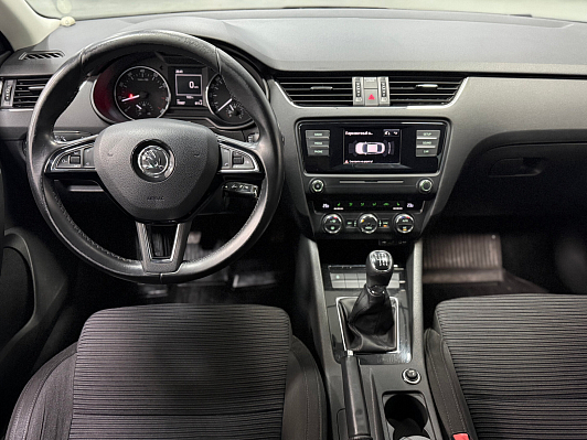 Skoda Octavia Hockey Edition, 2015 года, пробег 82000 км