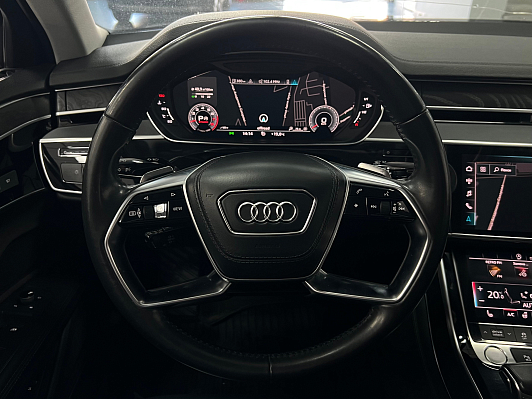 Audi A8 Business, 2018 года, пробег 240952 км