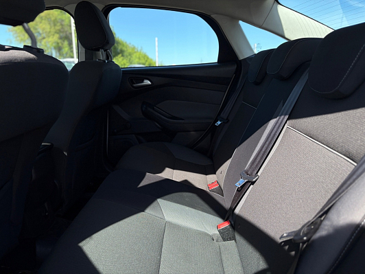 Ford Focus Trend, 2012 года, пробег 341900 км