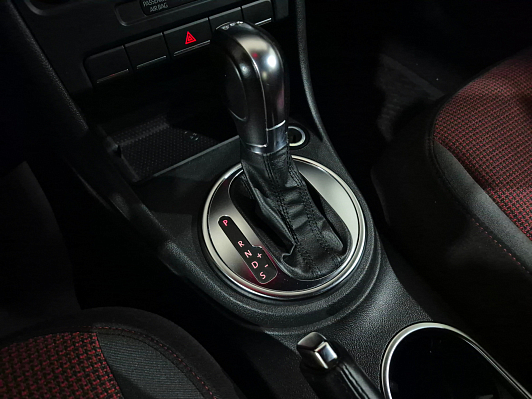 Volkswagen Beetle Design, 2013 года, пробег 123807 км