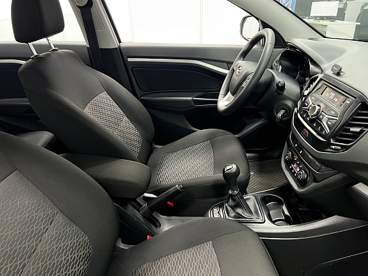 Lada (ВАЗ) Vesta Comfort, 2019 года, пробег 150000 км