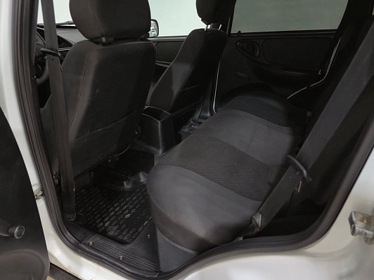Chevrolet Niva GLC, 2011 года, пробег 126197 км
