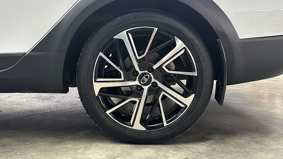 Lada (ВАЗ) Vesta Luxe, 2019 года, пробег 174351 км