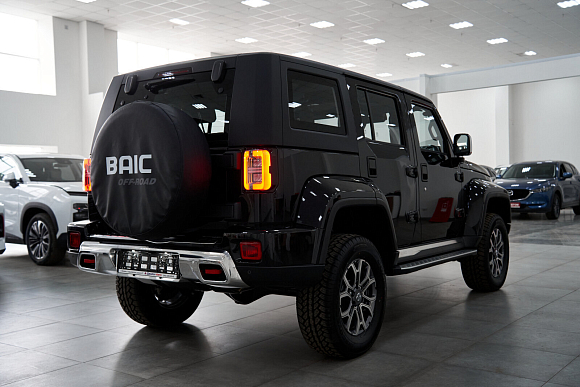 BAIC BJ40 Flagship, черный