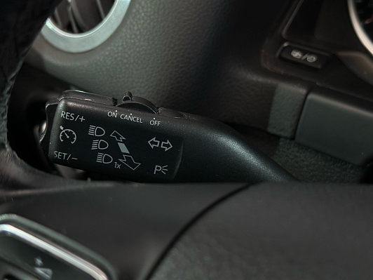 Volkswagen Tiguan Adventure, 2013 года, пробег 129000 км
