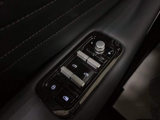 Geely EX5 Гибрид Макс EM-i, 2026 года, пробег 13655 км