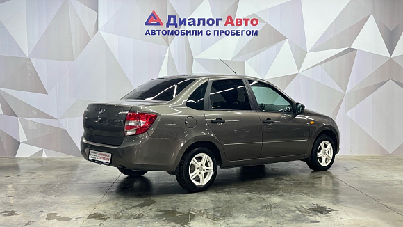 Lada (ВАЗ) Granta Comfort Optima Multimedia Glonass 21907-51-279, 2016 года, пробег 157300 км
