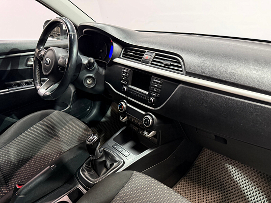 Kia Rio Luxe, 2018 года, пробег 140000 км