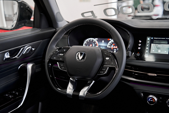 Changan CS95 DLX, серый